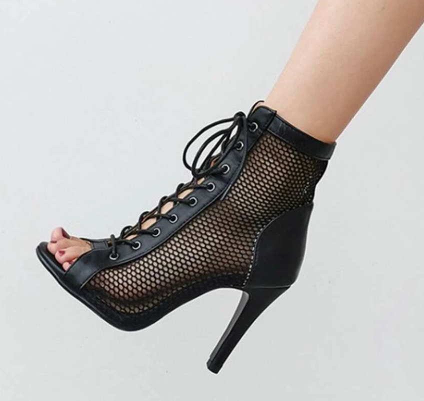 VALUE Mesh Panel Lace Up Boot Heels in NOIR
